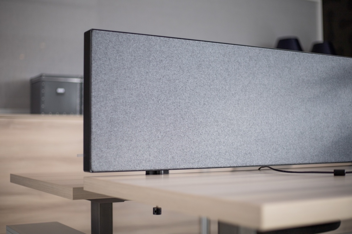 Desk divider L-shape